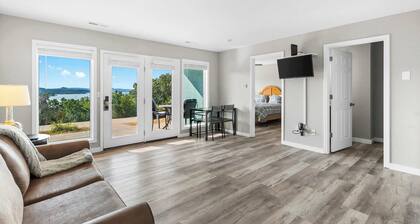 Waterview Oasis Stay for 4