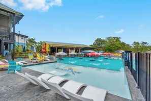 Pool - Waterview Oasis Stay for 4 (Branson)
