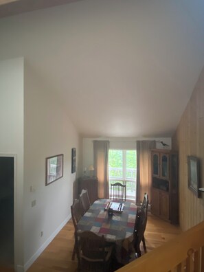 تناول الطعام