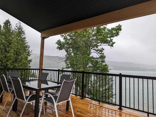 3 Soeurs | Tavata Chalets | Vue sur le lac