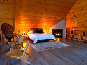 2 bedrooms, travel cot, WiFi, bed sheets - Huard | Tavata Chalets | Petit paradis sur le lac (Saint-David-de-Falardeau)