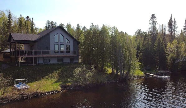 Exterior - Cassiopée | Tavata Chalets | Spa et nature (Saint-David-de-Falardeau)