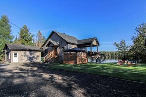 Exterior - Cassiopée | Tavata Chalets | Spa et nature (Saint-David-de-Falardeau)