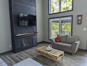 Living area - Villa du lac Bleu | Tavata Chalets | confort (l'Ascension-de-notre-Seigneur)