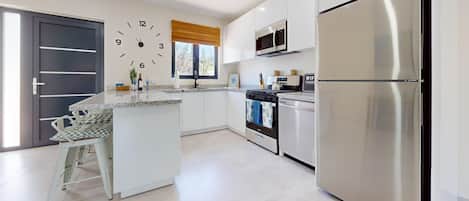 Fridge, microwave, oven, stovetop