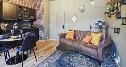 *Jules Verne inspiration* 2-room apartment