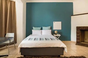 1 habitación, acceso a internet y ropa de cama 