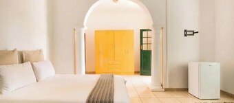 54 Brecher Deluxe Double or Twin Room