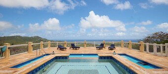 Almost Heaven: 5 Bed Villa