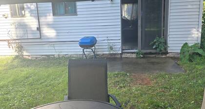 Spacious 3 bedroom house in charming Stevens Point with AC features a welcoming