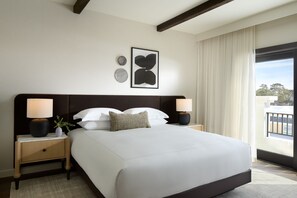 Premium bedding, pillow-top beds, minibar, in-room safe