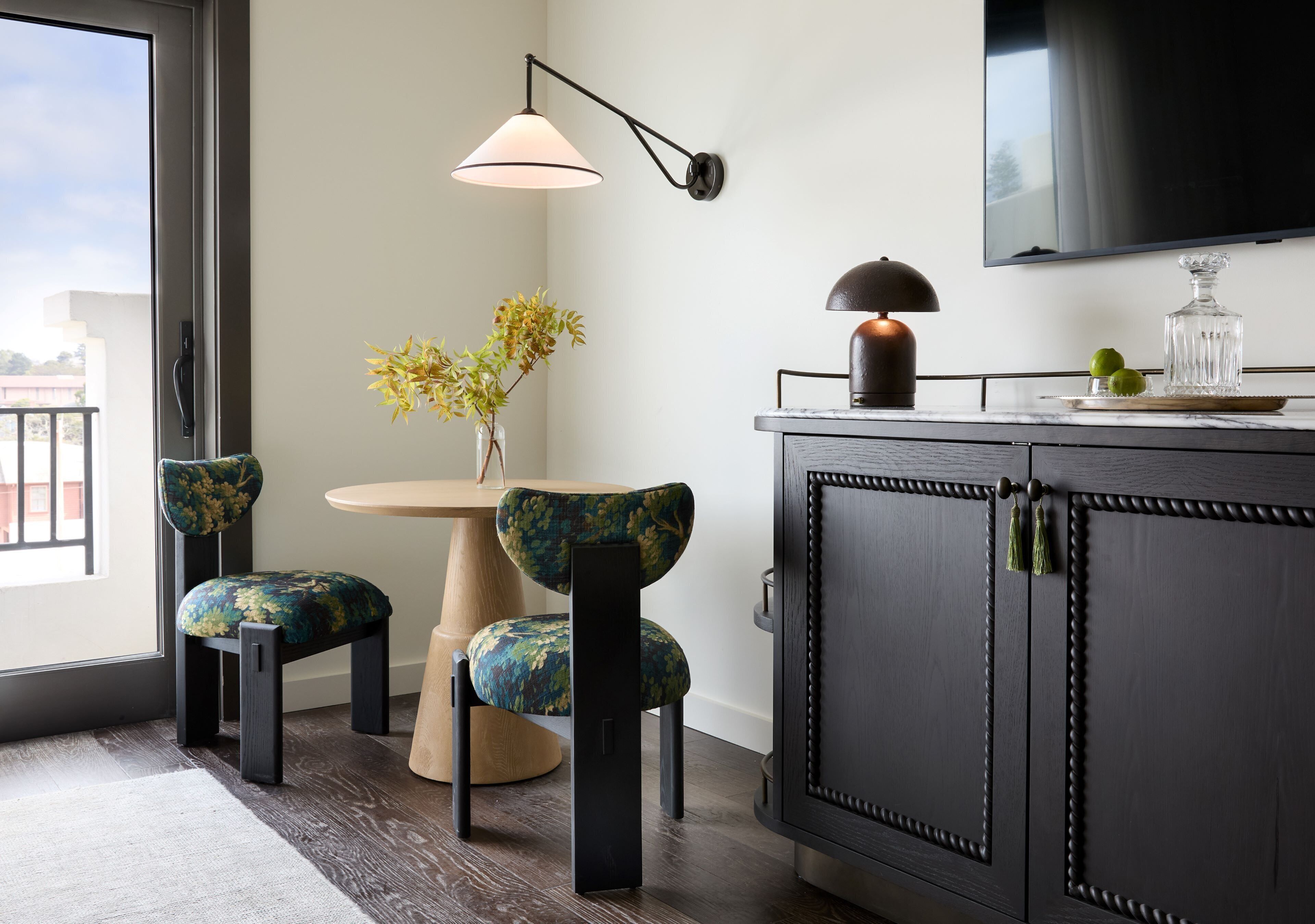 Premium bedding, pillowtop beds, minibar, in-room safe