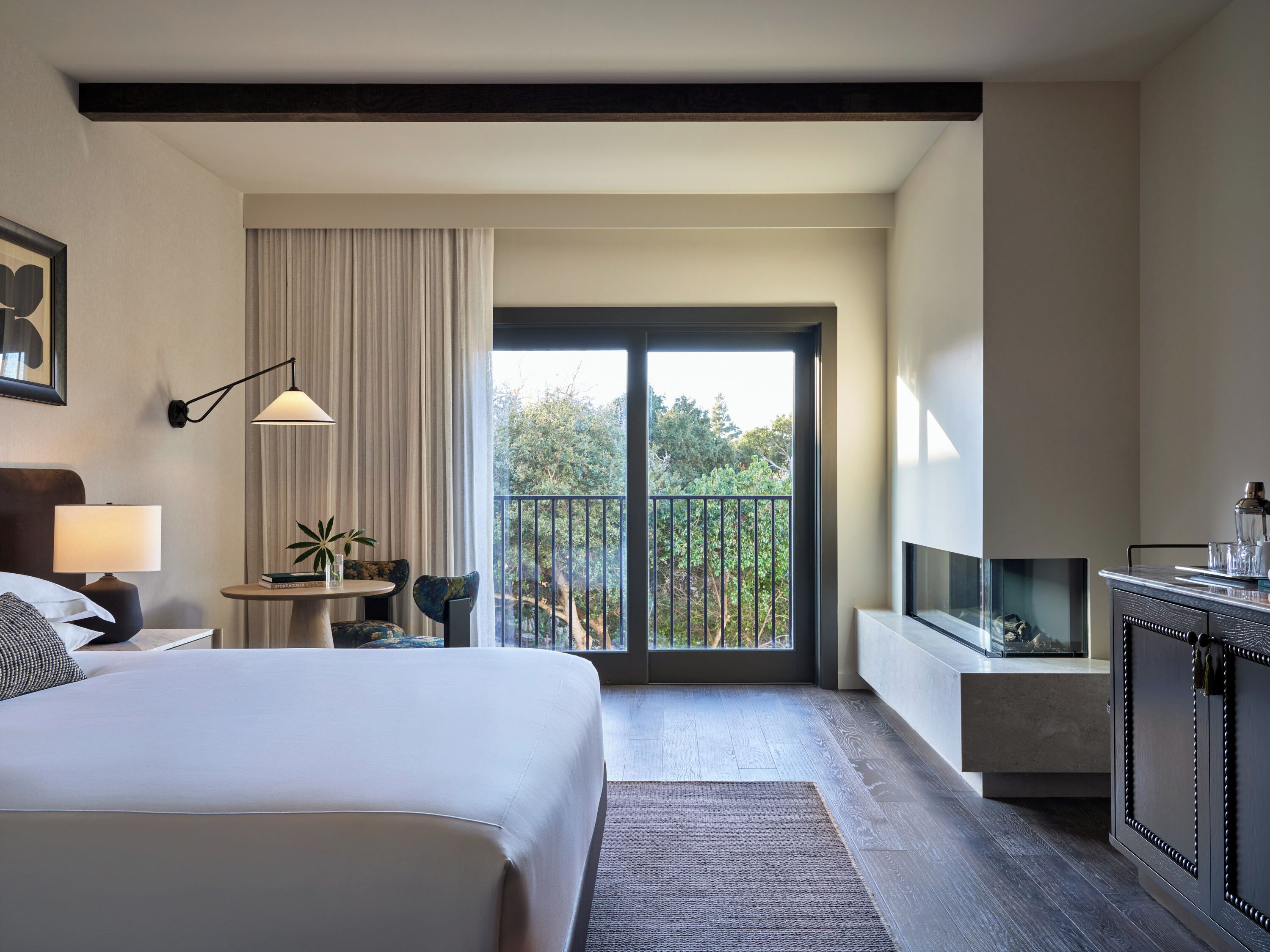 Premium bedding, pillowtop beds, minibar, in-room safe