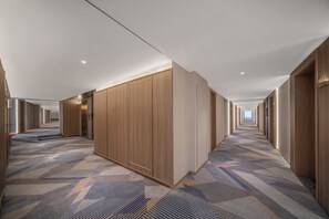 Interior - Holiday Inn Express Qingdao Downtown by IHG (Qingdao)