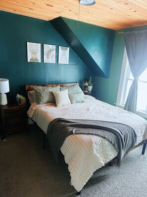 1 habitación, tabla de planchar con plancha, wifi gratis y ropa de cama 