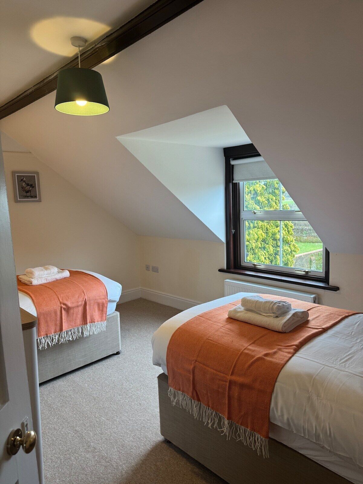 3 bedrooms, iron/ironing board, travel cot, free WiFi