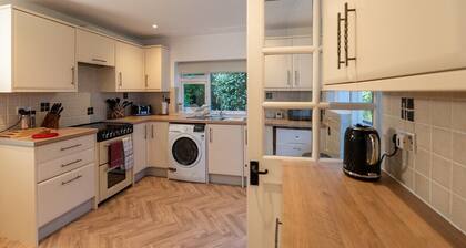 Ames Cottage - Countryside View