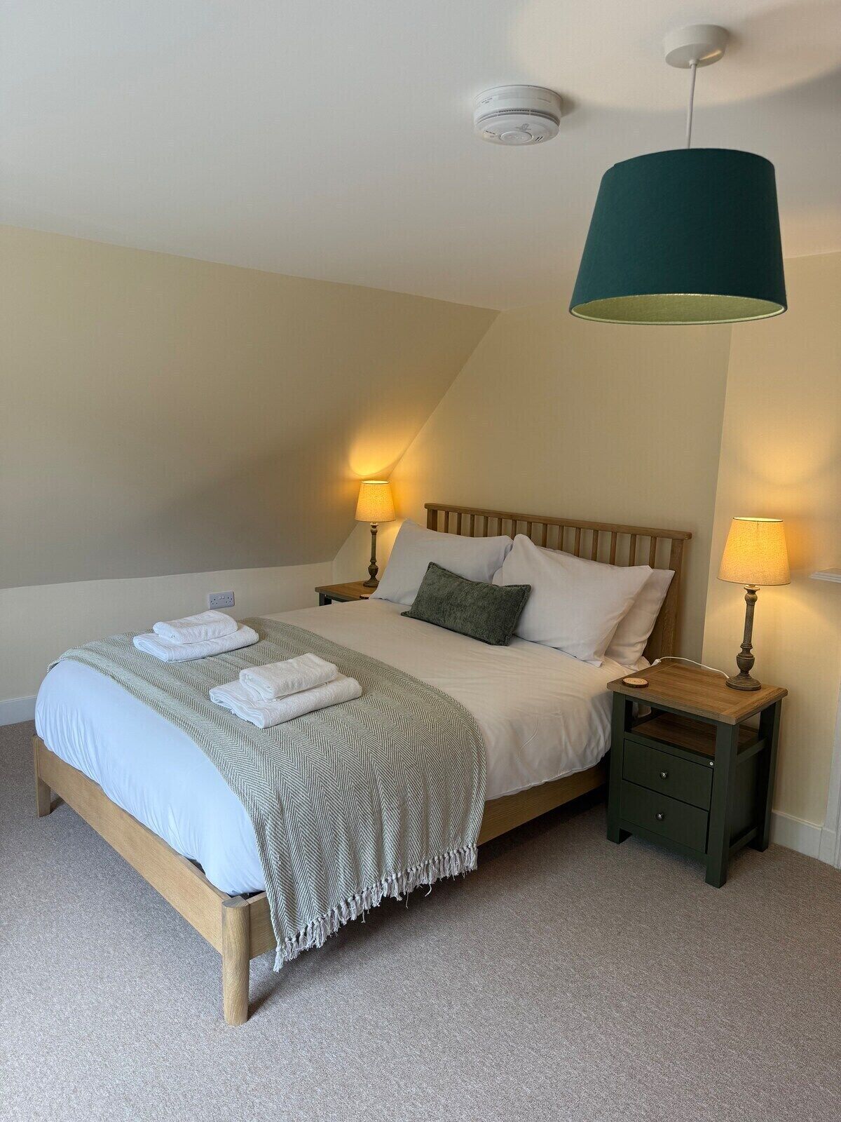 2 chambres, lit parapluie, Wi-Fi gratuit, draps fournis