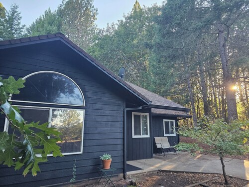 Private home in the Grants Pass countryside.