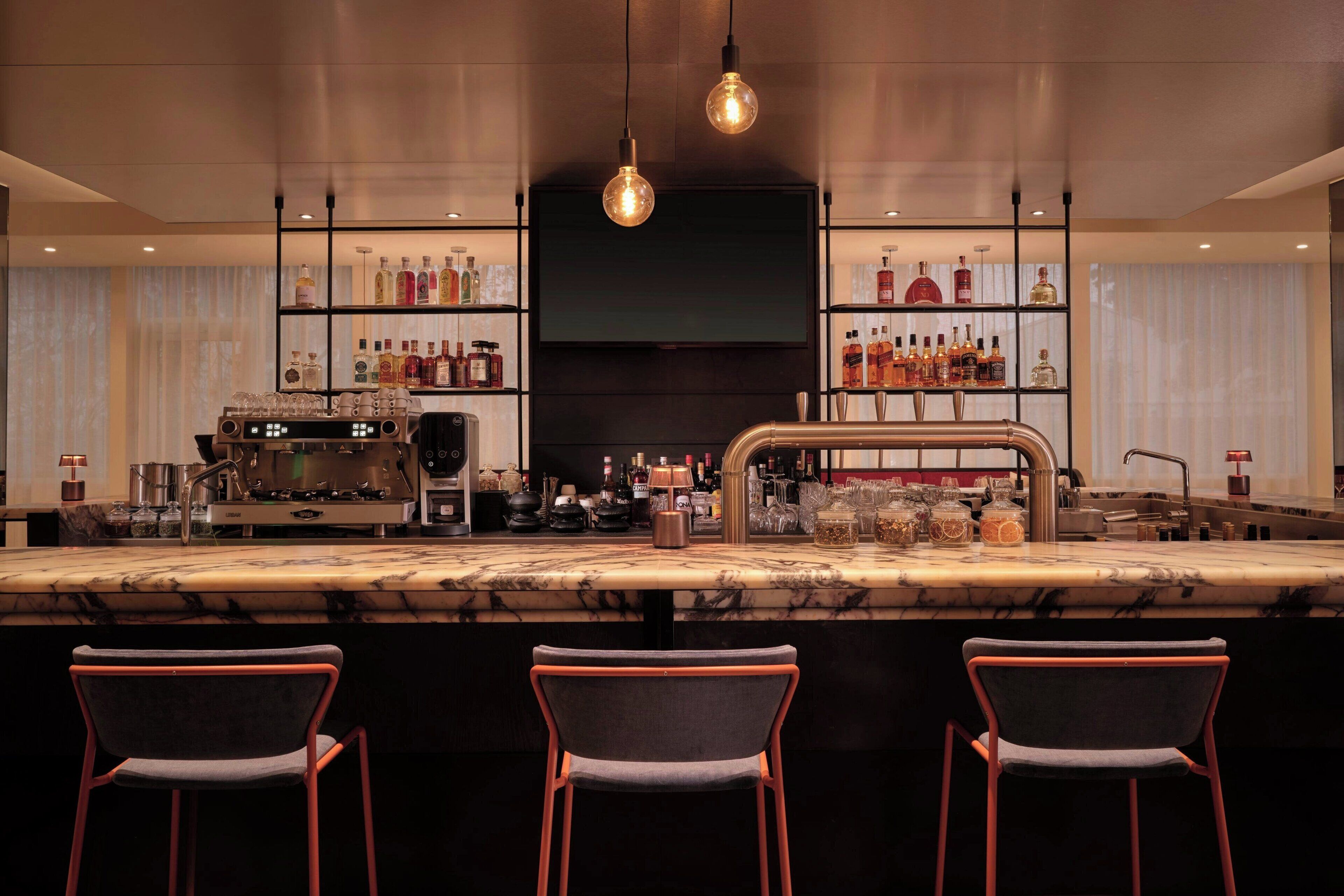 Bar (en la propiedad)