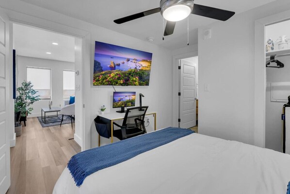 2 bedrooms, desk, iron/ironing board, WiFi