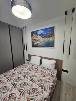 1 chambre, fer et planche Ă  repasser, accĂšs Internet, draps fournis