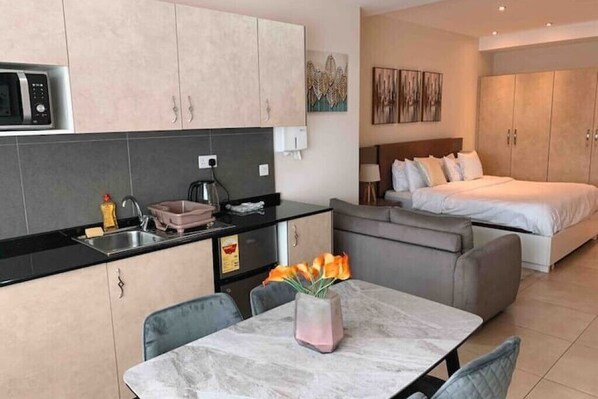 1 Schlafzimmer, Internetzugang, Bettwäsche