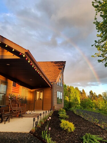 Large Chalet Cabin overlooking downtown Fort Kent! Right on the trails!