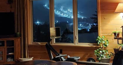Large Chalet Cabin overlooking downtown Fort Kent! Right on the trails!