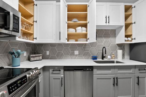 Fridge, microwave, oven, dishwasher