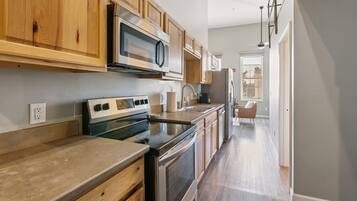 Fridge, microwave, oven, dishwasher