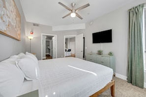 Apartment, 1 Bedroom | 1 bedroom, desk, laptop workspace, free WiFi