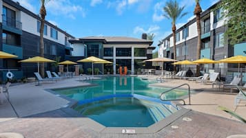 Departamento, 1 habitación | Alberca | Alberca al aire libre