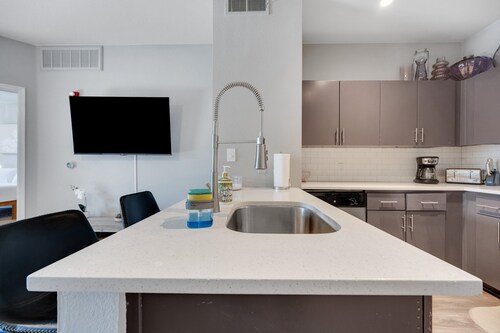 Central Relaxing 1br Phoenix Retreat Near Airport 1 Bedroom Apts