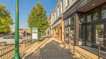 Apartment, 3 Bedrooms | Exterior detail