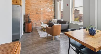 Rustic-industrial Loft With Courthouse Views 3 Bedroom Apts