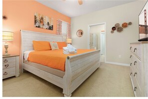 7 bedrooms, WiFi, bed sheets - Luxurious 7-bedroom house Near Disney! (Four Corners)