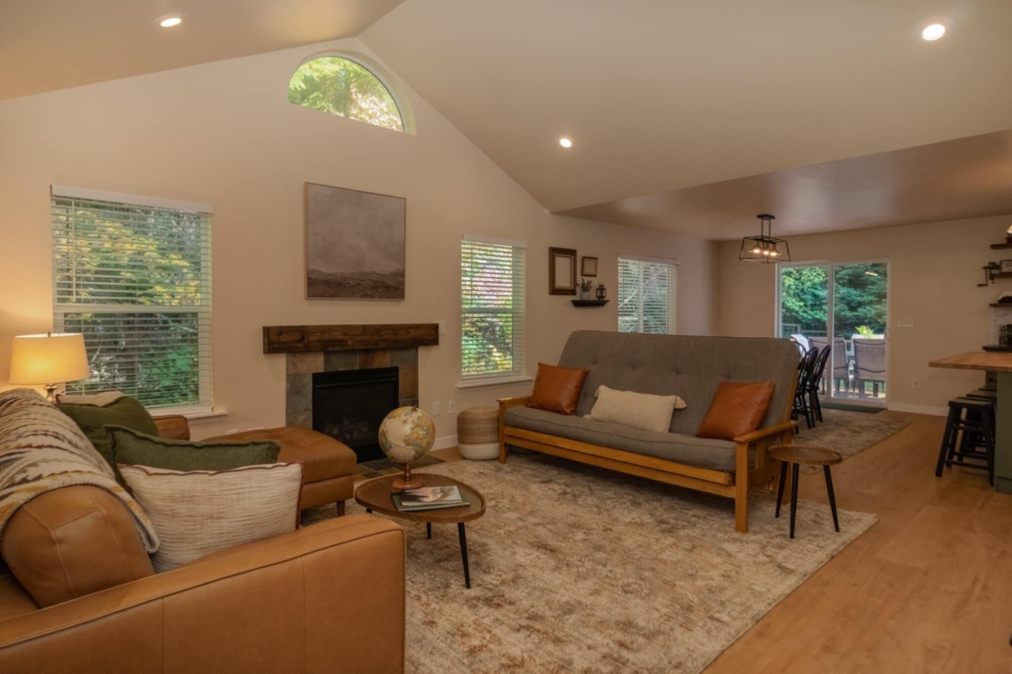 Smart TV, fireplace, video games, books