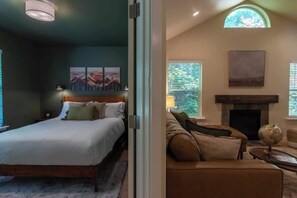 3 chambres, fer et planche à repasser, lit parapluie, Wi-Fi gratuit