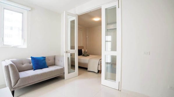 1 bedroom, WiFi, bed sheets