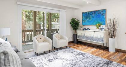 Cozy Forest Hideaway in Incline Village Private Balcony Sierra Solace by Avantstay