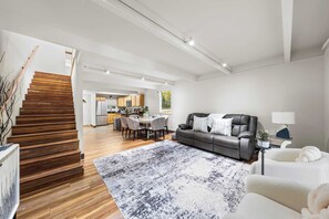 Apartment (3 Bedrooms) | Interior - Cozy Forest Hideaway in Incline Village Private Balcony Sierra Solace by Avantstay (Incline Village)