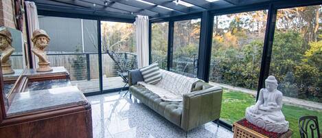 TV, fireplace, stereo