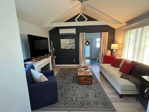 TV, fireplace, offices