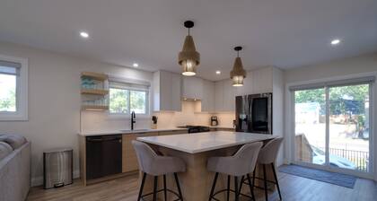 The Sandy Moose - New Build Cottage in Grand Bend!