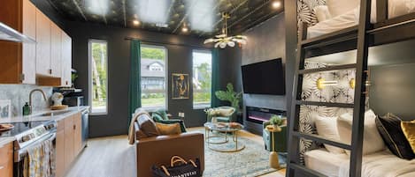 House (1 Bedroom) | Interior