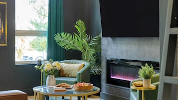 House (1 Bedroom) | Interior