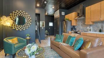 House (1 Bedroom) | Interior