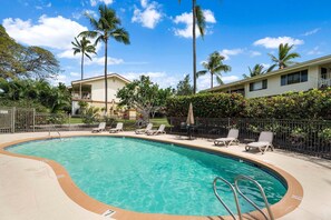 コンドミニアム クイーンベッド 2 台 (Keauhou Palena#602) | プール