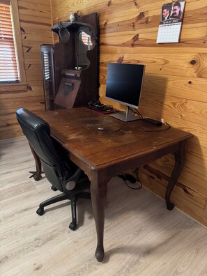 Interior - Pet Friendly Rustic Farmhouse 7 Miles to Round Top on 33 Acres with Big Red Barn (Burton)